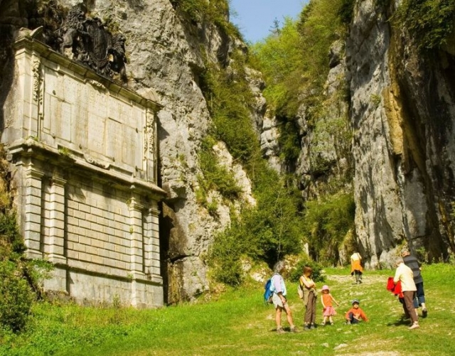 Rando a St Christophe la Grotte